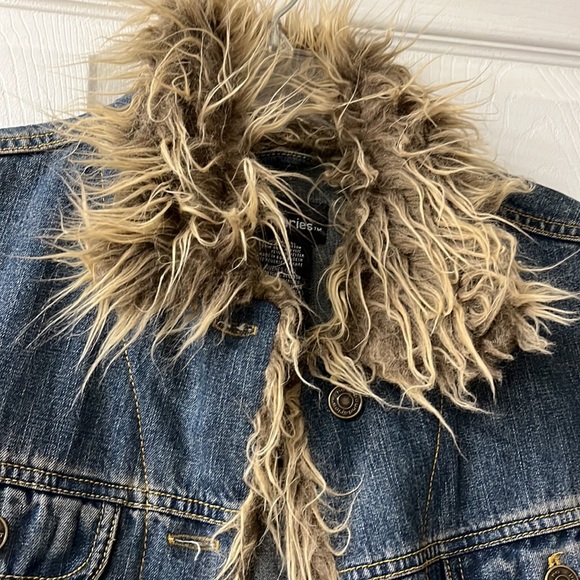 No Boundaries jeans vest with fake fur size S - Picture 3 of 4